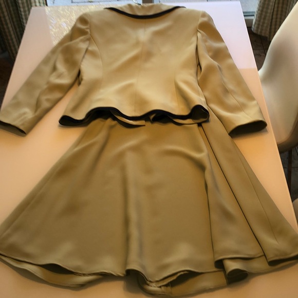 brand new suit - Picture 2 of 4